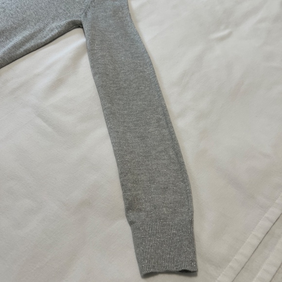 Banana Republic Pullover - Picture 5 of 14